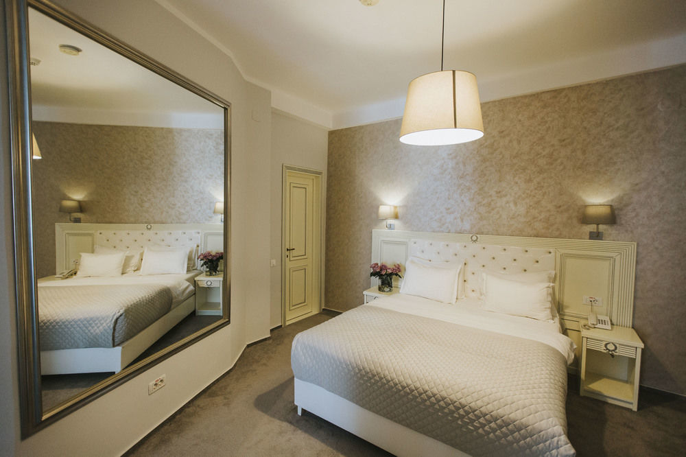 Vila Cornelia Otel Bükreş Dış mekan fotoğraf